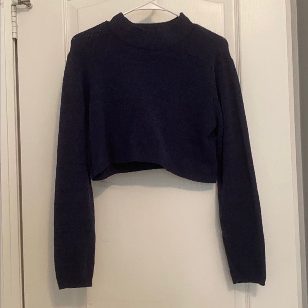 Cropped sweater